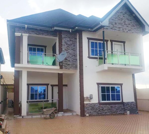 1-storey 2 Bedroom Flats